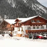 Komfort Windberger, 5m To Slope, 200m To Cable Car, Dachsteincard Inklusive *