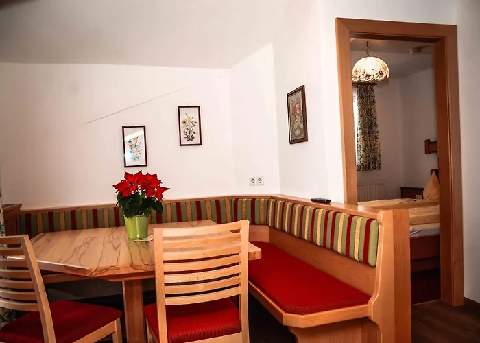 Komfort Appartement Windberger, 5M To Ski Slope, 200M To Cable Car, Schladming Dachsteincard Inklusive Apartament