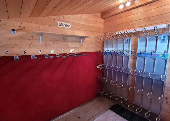 Komfort Appartement Windberger, 5M To Ski Slope, 200M To Cable Car, Schladming Dachsteincard Inklusive Шладмінг