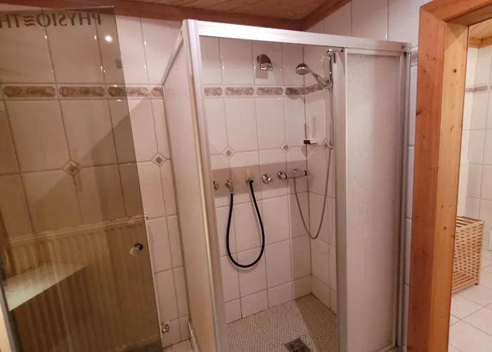 Апартаменти Komfort Appartement Windberger, 5M To Ski Slope, 200M To Cable Car, Schladming Dachsteincard Inklusive