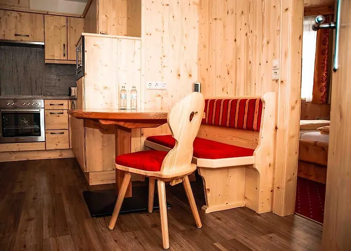 Komfort Appartement Windberger, 5M To Ski Slope, 200M To Cable Car, Schladming Dachsteincard Inklusive